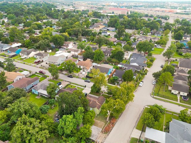 6701 Kernel Street, Houston, TX 77087