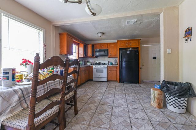 6701 Kernel Street, Houston, TX 77087