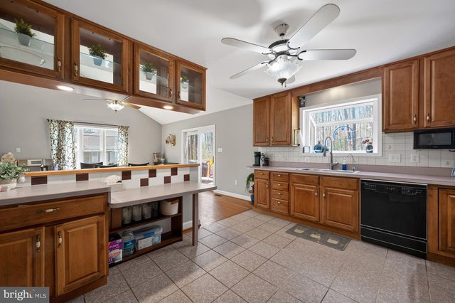 110 SAYLERS CREEK RD, Locust Grove, VA 22508