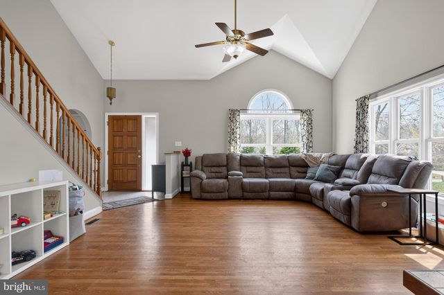 110 SAYLERS CREEK RD, Locust Grove, VA 22508