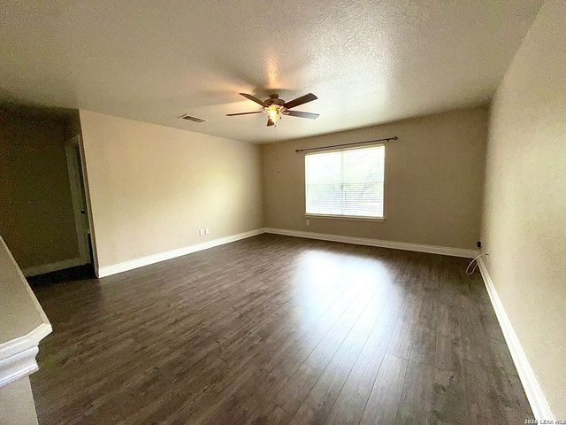 11218 Acuff Sta, San Antonio, TX 78254