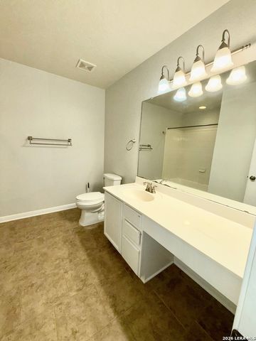 11218 Acuff Sta, San Antonio, TX 78254