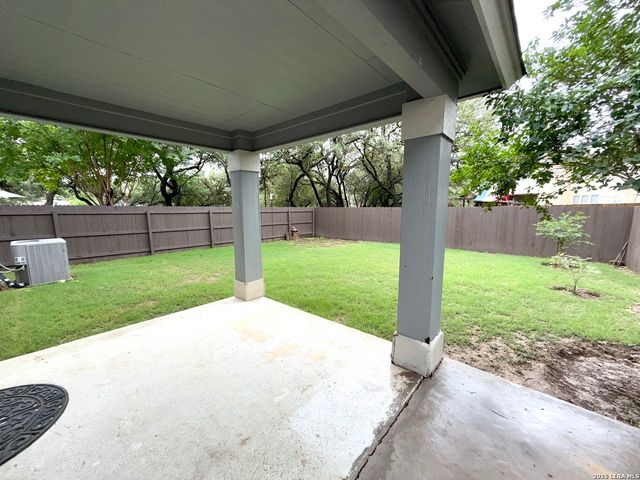 11218 Acuff Sta, San Antonio, TX 78254