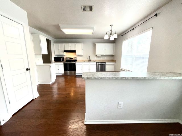 11218 Acuff Sta, San Antonio, TX 78254