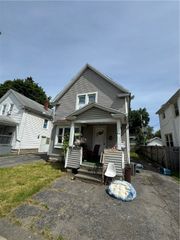 40 Fairbanks Street, Rochester, NY 14621