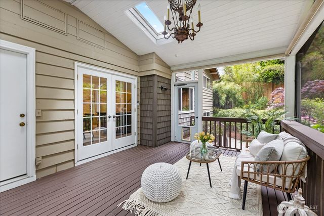 9918 227th Place SW, Edmonds, WA 98020