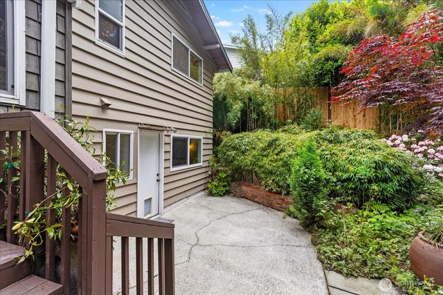 9918 227th Place SW, Edmonds, WA 98020