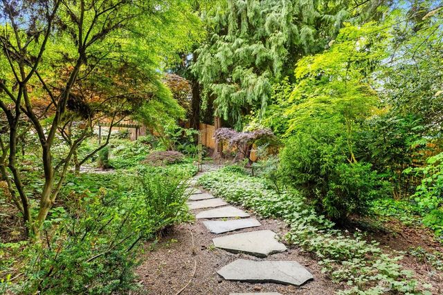9918 227th Place SW, Edmonds, WA 98020
