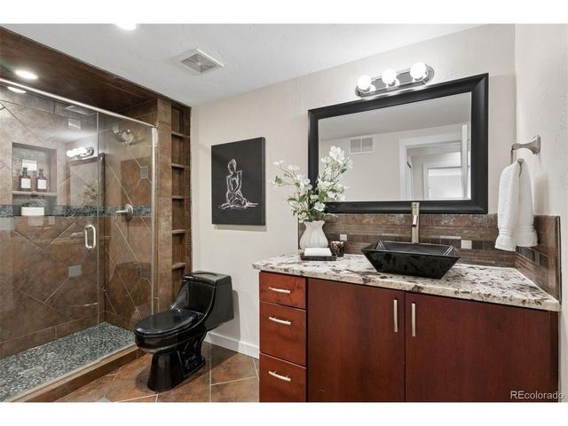 209 Wright St 103, Lakewood, CO 80228