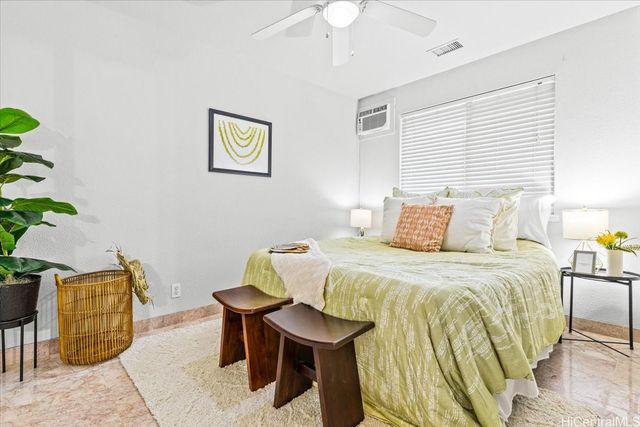 94-1012 Kuhao Street, Waipahu, HI 96797