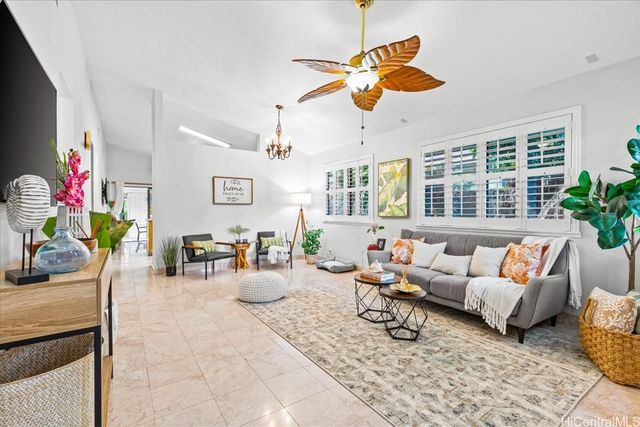 94-1012 Kuhao Street, Waipahu, HI 96797