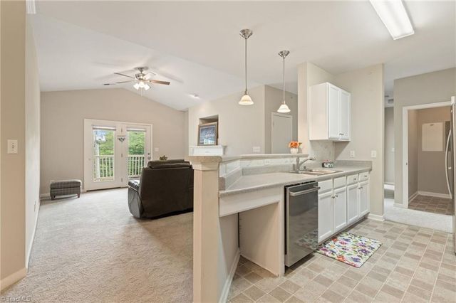 319 College Road 301, Greensboro, NC 27410