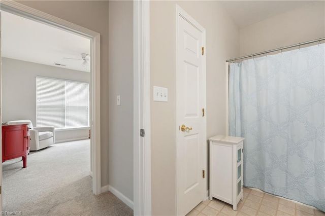 319 College Road 301, Greensboro, NC 27410