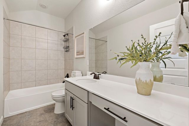 165 Cascata WAY, Liberty Hill, TX 78642