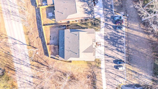 560 Sweet Birch Park Lane, Black Mountain, NC 28711