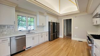 519 Main St 519, Waltham, MA 02451