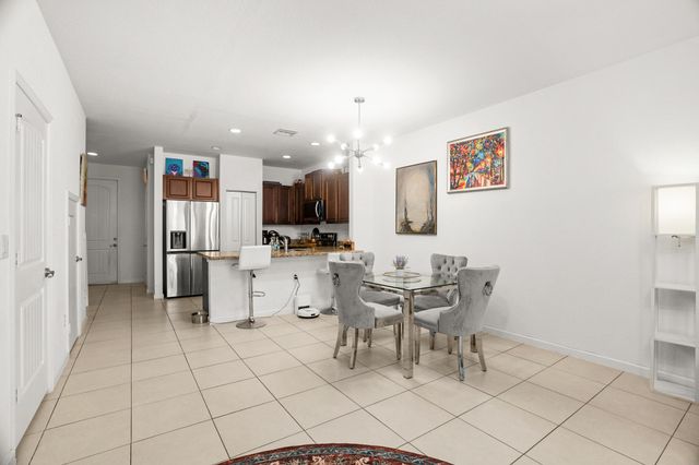 4236 N Dixie Highway 132, Oakland Park, FL 33334