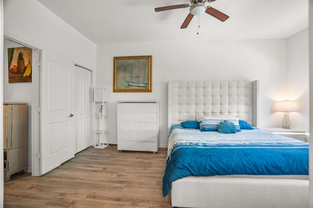 4236 N Dixie Highway 132, Oakland Park, FL 33334