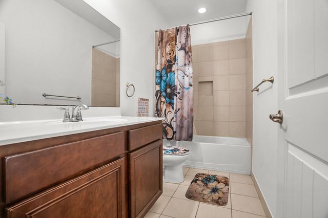 4236 N Dixie Highway 132, Oakland Park, FL 33334