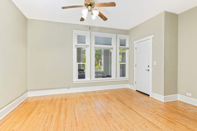 3217 Dupont Avenue S, Minneapolis, MN 55408