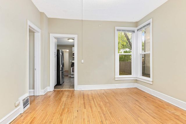 3217 Dupont Avenue S, Minneapolis, MN 55408