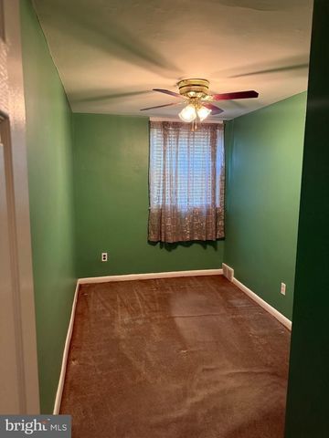 1105 SPRUCE ST, Collingdale, PA 19023