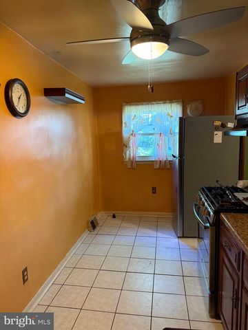 1105 SPRUCE ST, Collingdale, PA 19023