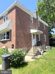 1105 SPRUCE ST, Collingdale, PA 19023