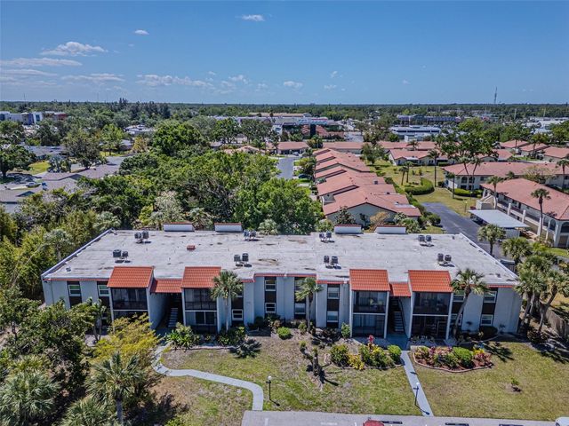 3281 BENEVA ROAD 202, Sarasota, FL 34232