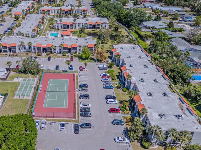 3281 BENEVA ROAD 202, Sarasota, FL 34232