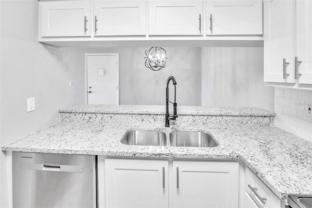 3281 BENEVA ROAD 202, Sarasota, FL 34232