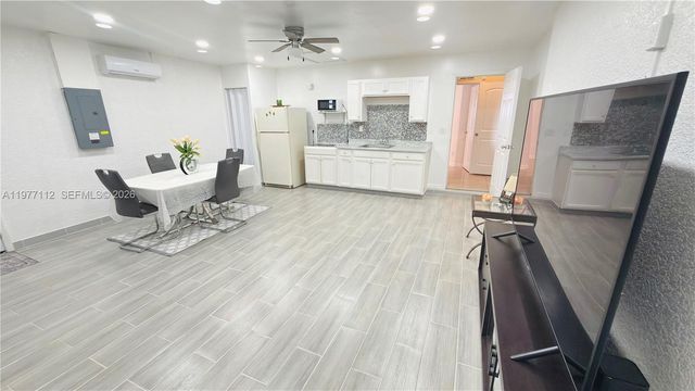 2616 27th st W, Other City - In The State Of Florida, FL 33971