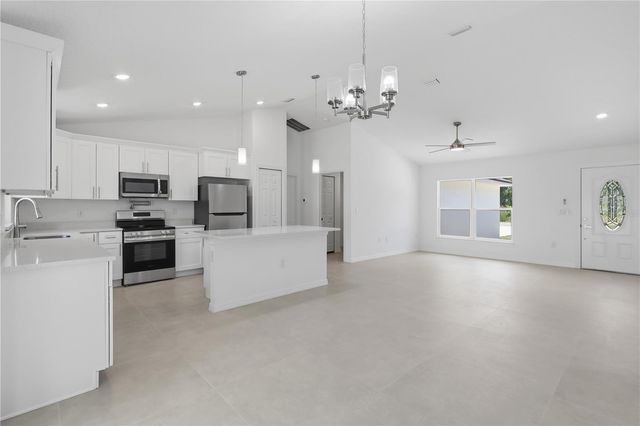3 SEQUOIA DRIVE TRACE, Ocklawaha, FL 32179