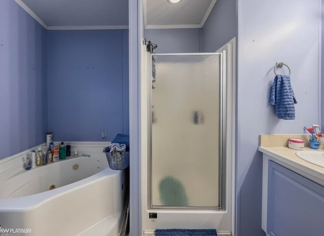 38146 Saint Tropez Drive, Clinton Twp, MI 48038