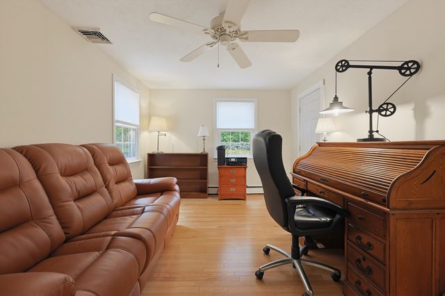 80 Chestnut St., Wrentham, MA 02093