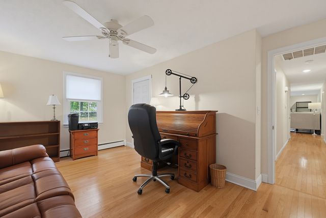 80 Chestnut St., Wrentham, MA 02093
