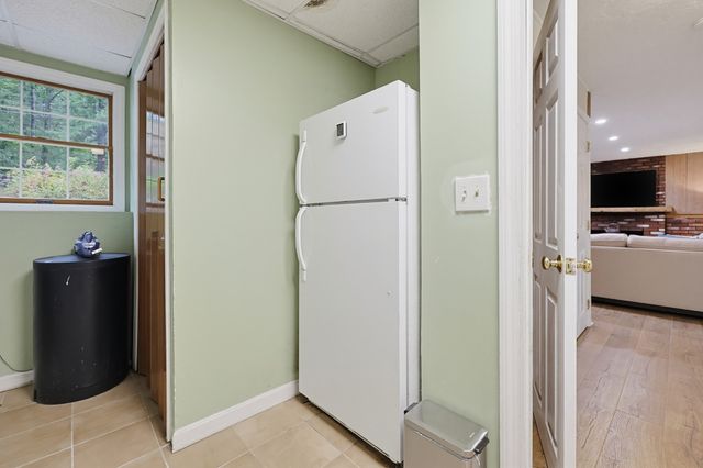 80 Chestnut St., Wrentham, MA 02093