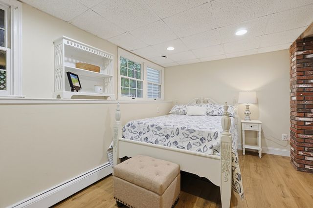 80 Chestnut St., Wrentham, MA 02093