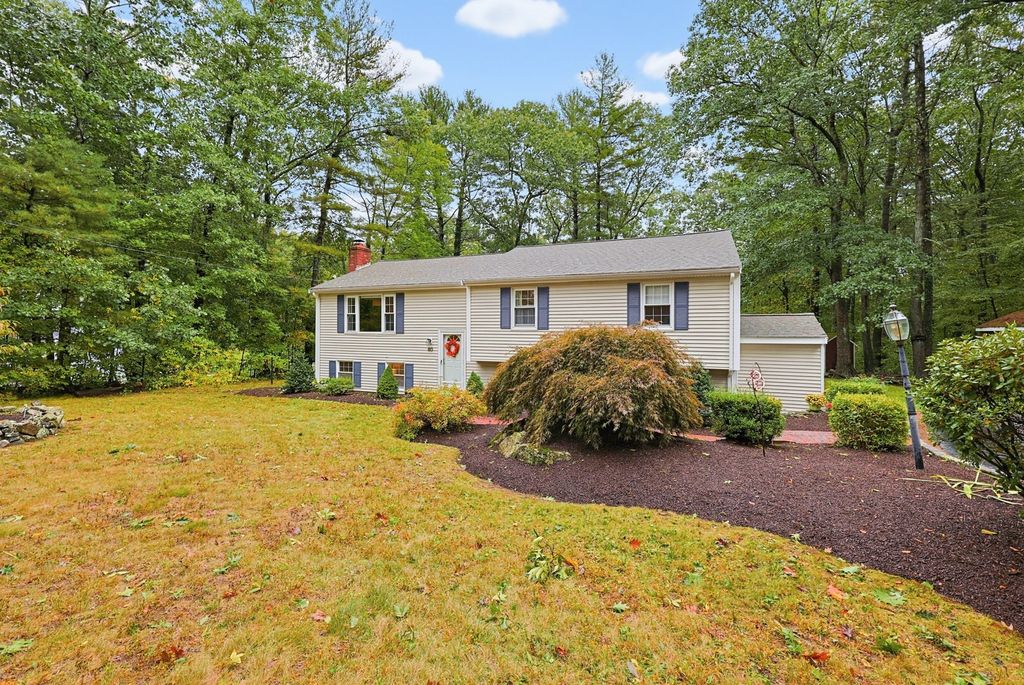 80 Chestnut St., Wrentham, MA 02093