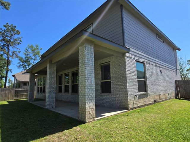 15227 Deseo Drive, Conroe, TX 77302