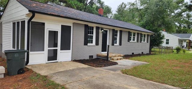 1514 Stansfield Drive, Fayetteville, NC 28303