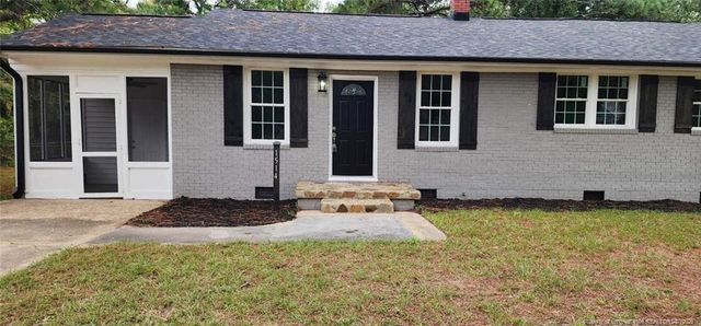1514 Stansfield Drive, Fayetteville, NC 28303