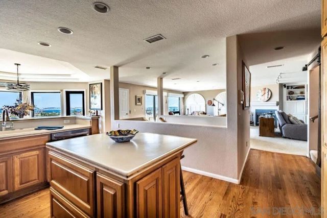 2110 Locust St, San Diego, CA 92106