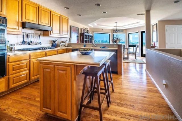 2110 Locust St, San Diego, CA 92106