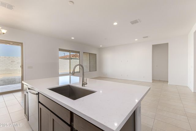 20276 W CATALINA Drive, Buckeye, AZ 85396