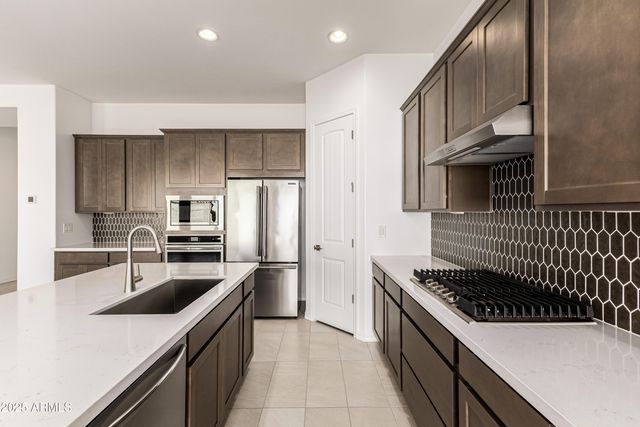 20276 W CATALINA Drive, Buckeye, AZ 85396