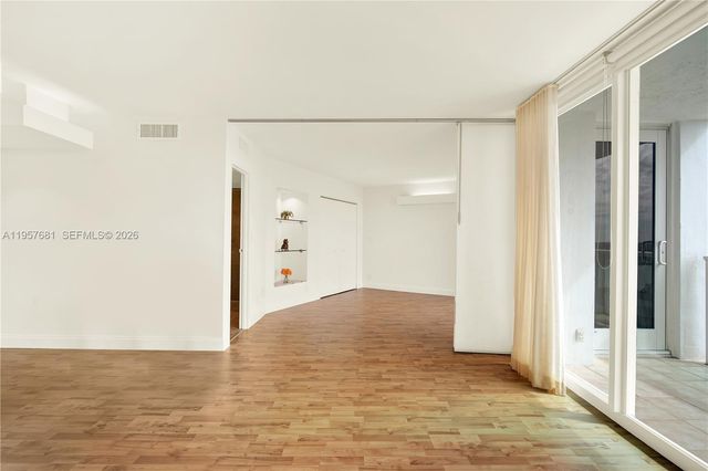 100 S Bayview Dr 1222, Sunny Isles Beach, FL 33160