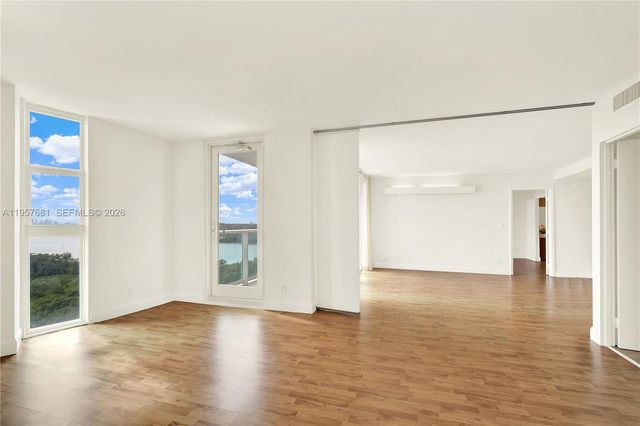100 S Bayview Dr 1222, Sunny Isles Beach, FL 33160