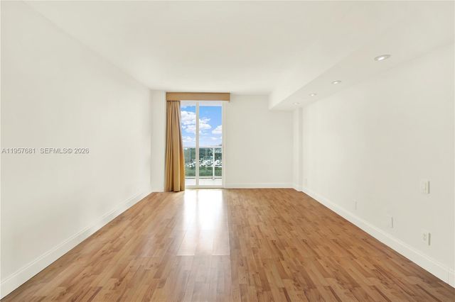 100 S Bayview Dr 1222, Sunny Isles Beach, FL 33160
