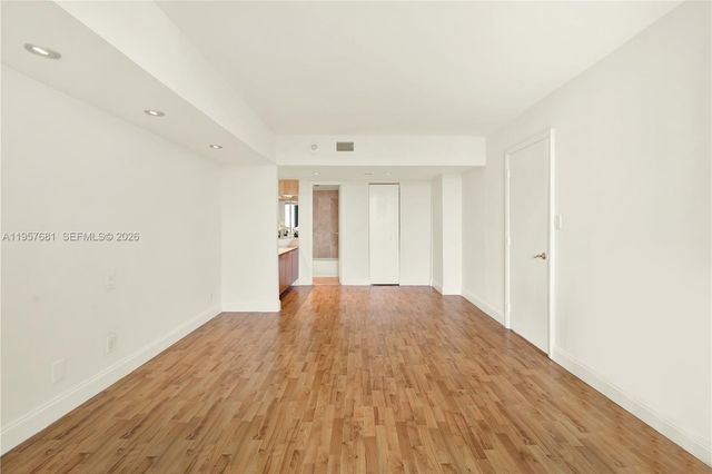 100 S Bayview Dr 1222, Sunny Isles Beach, FL 33160